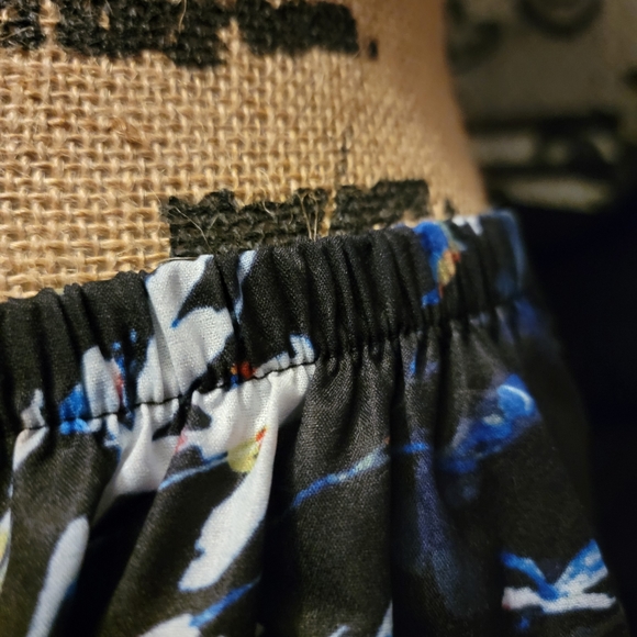 Dress - Picture 6 of 9